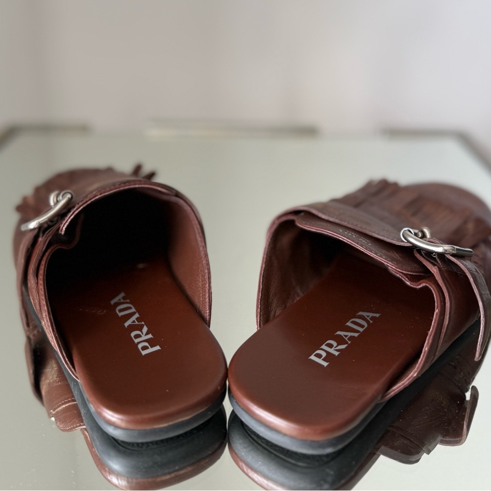 Like new PRADA Brown Leather Fringed Shuffle Mules $1,250 36 - Picture 12 of 16